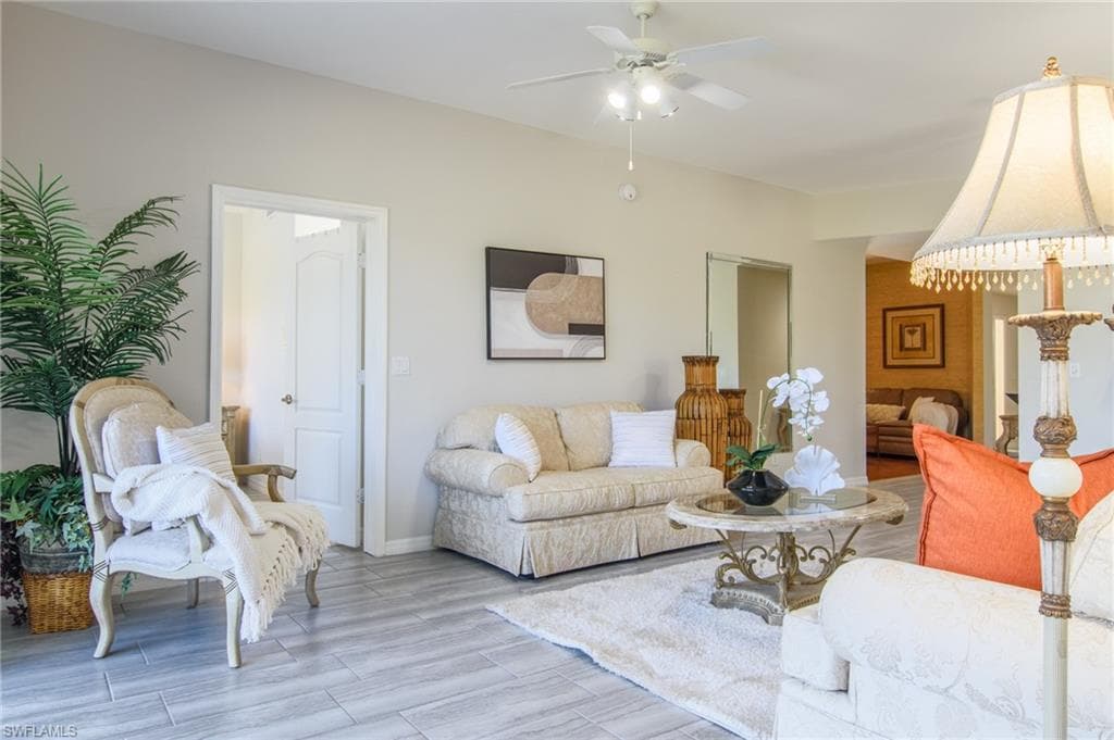 3315 Grand Cypress Dr 101, Naples, FL 34119-11