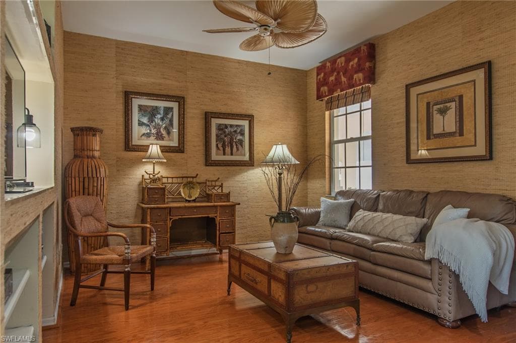 3315 Grand Cypress Dr 101, Naples, FL 34119-15