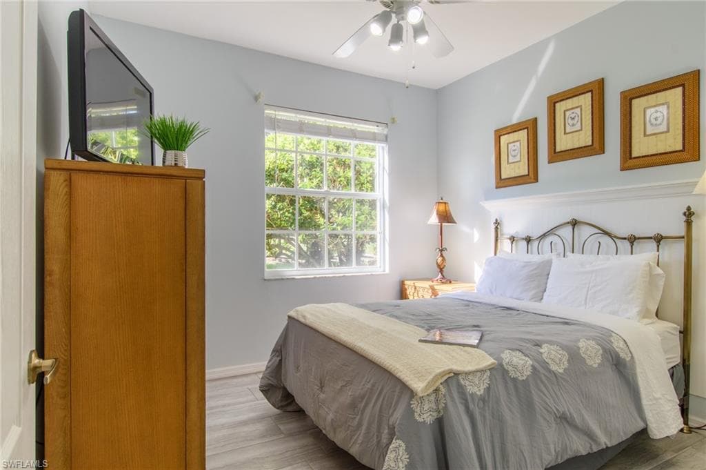 3315 Grand Cypress Dr 101, Naples, FL 34119-27