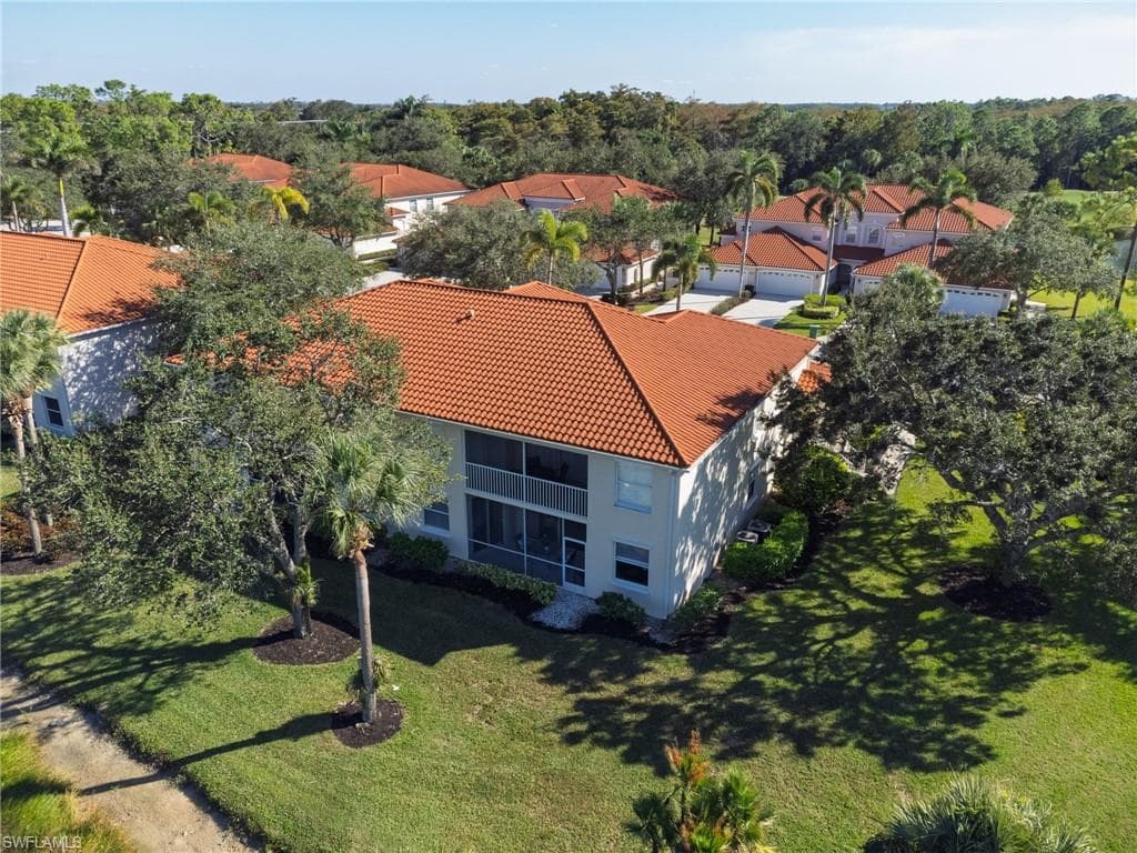 3315 Grand Cypress Dr 101, Naples, FL 34119-31