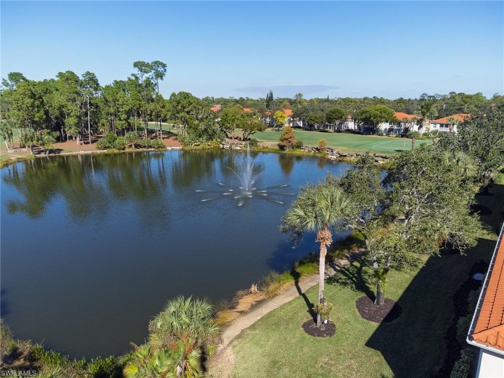 3315 Grand Cypress Dr 101, Naples, FL 34119-37
