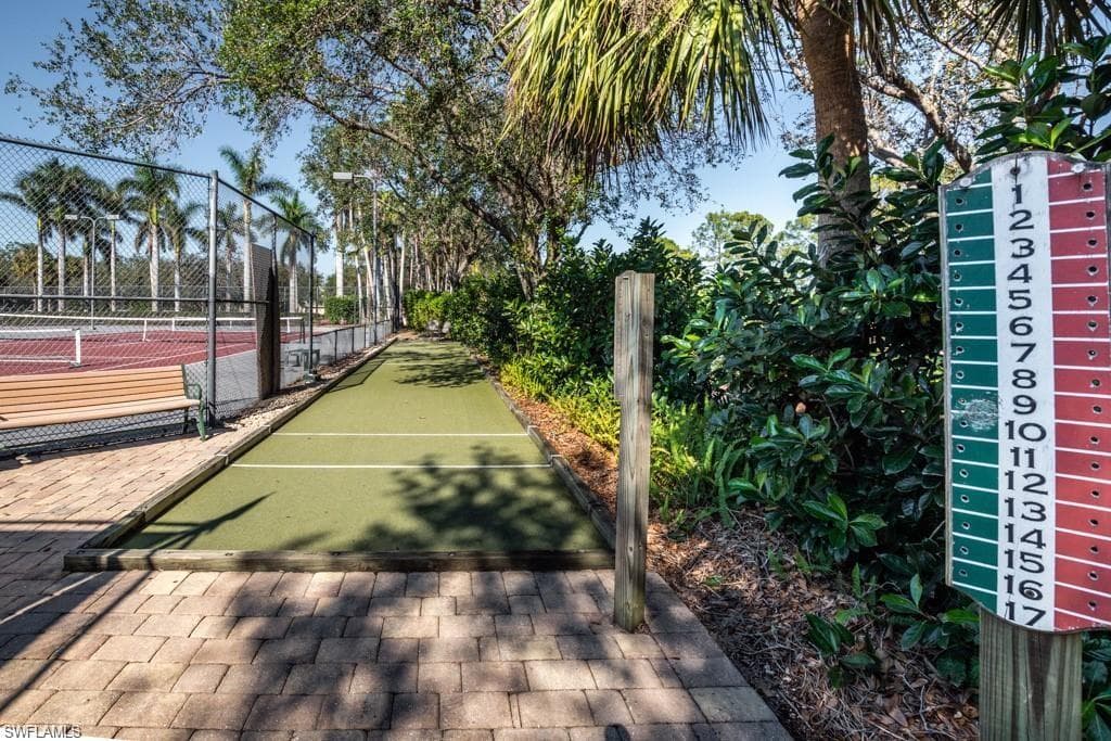 3315 Grand Cypress Dr 101, Naples, FL 34119-45