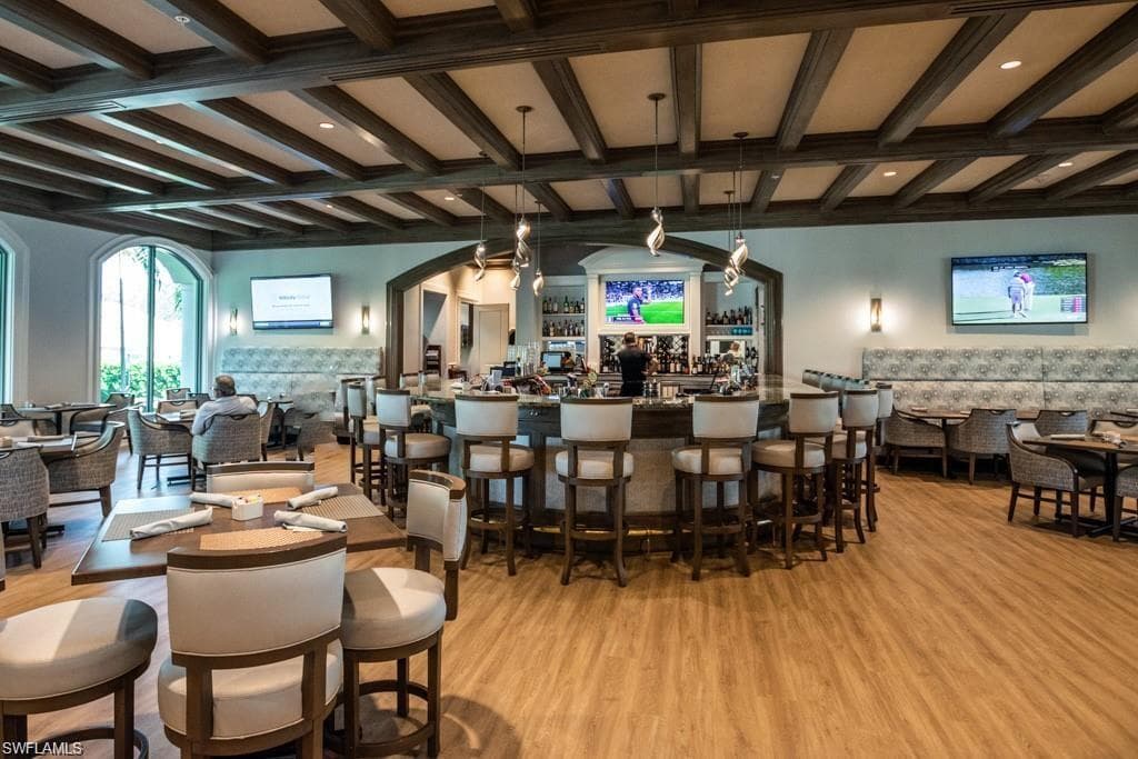 3315 Grand Cypress Dr 101, Naples, FL 34119-50