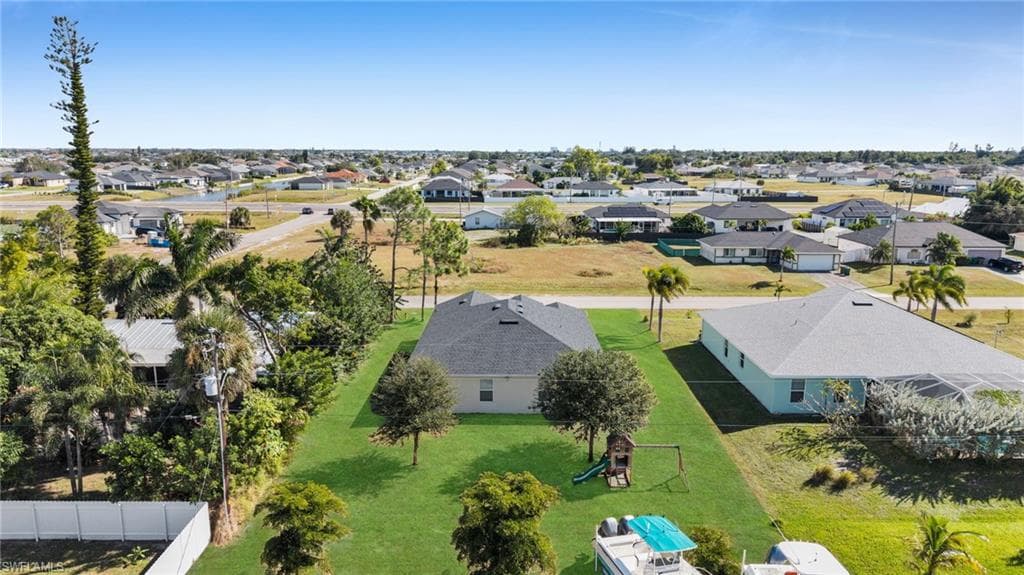 506 Juanita Ct, Cape Coral, FL 33993-28