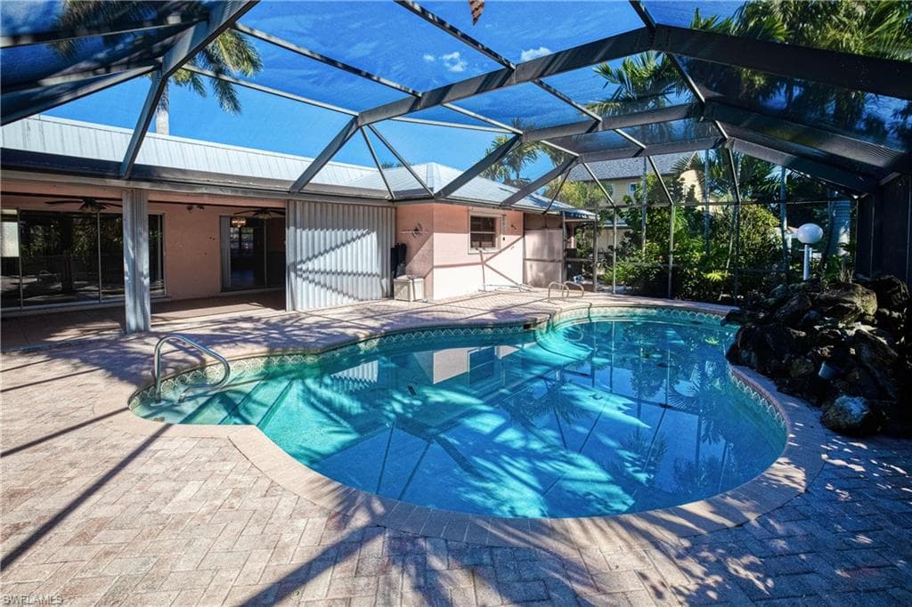 1320 Kingswood Ct, Fort Myers, FL 33919-17