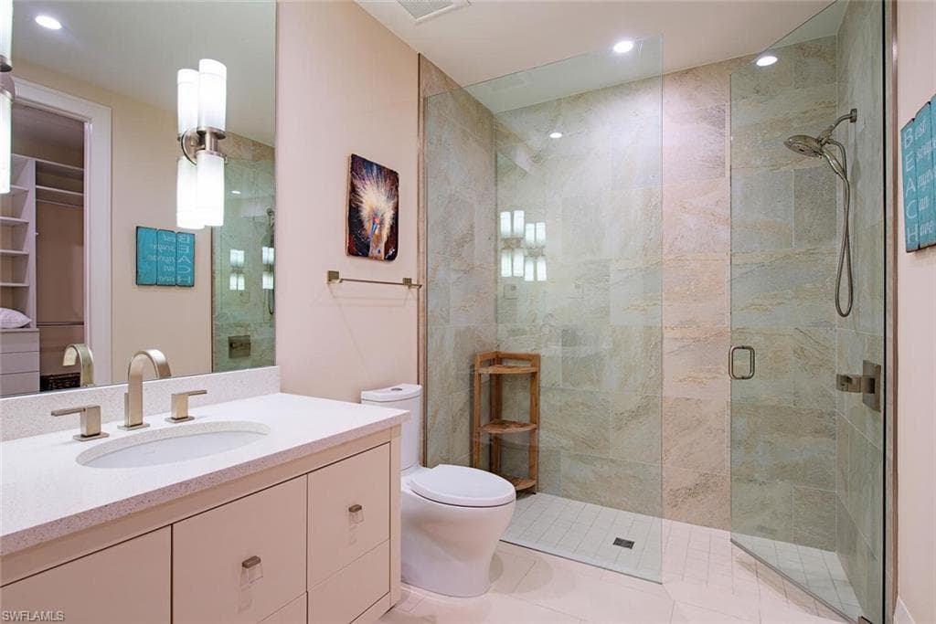 1230 Gulf Shore Blvd S, Naples, FL 34102-16