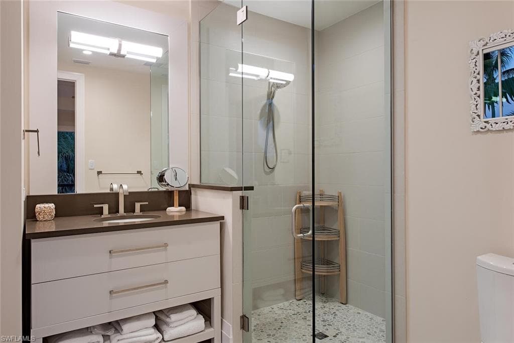 1230 Gulf Shore Blvd S, Naples, FL 34102-19