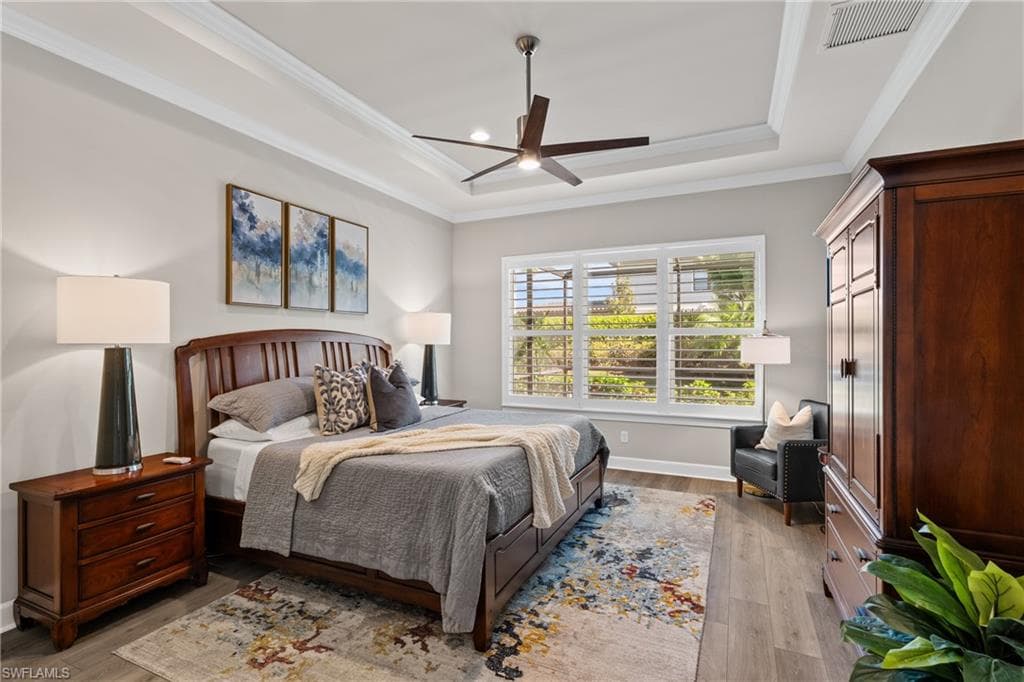 9382 Carretto Dr, Naples, FL 34119-16