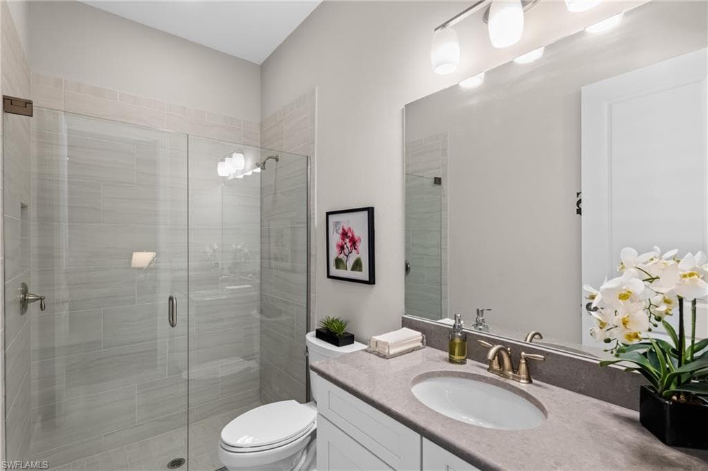 9382 Carretto Dr, Naples, FL 34119-21