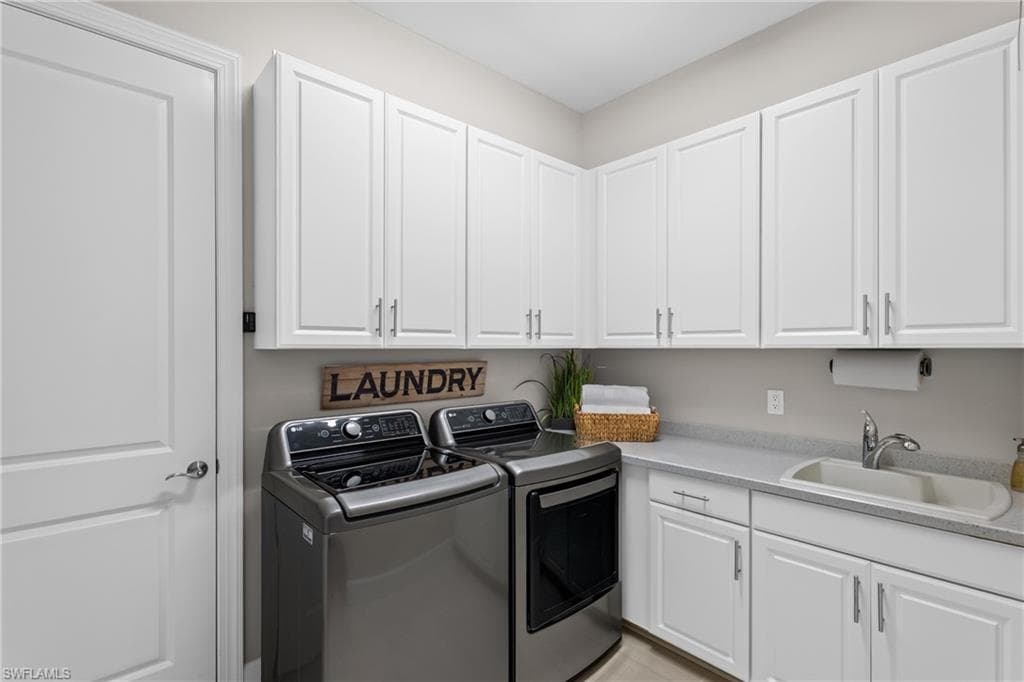 9382 Carretto Dr, Naples, FL 34119-24