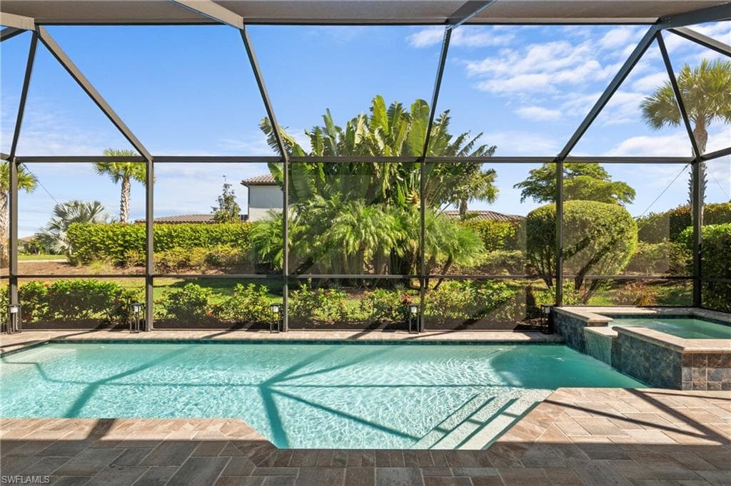 9382 Carretto Dr, Naples, FL 34119-32