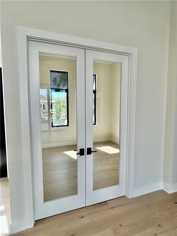 1818 Menorca Ct, Marco Island, FL 34145-13