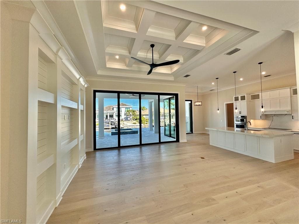 1818 Menorca Ct, Marco Island, FL 34145-3