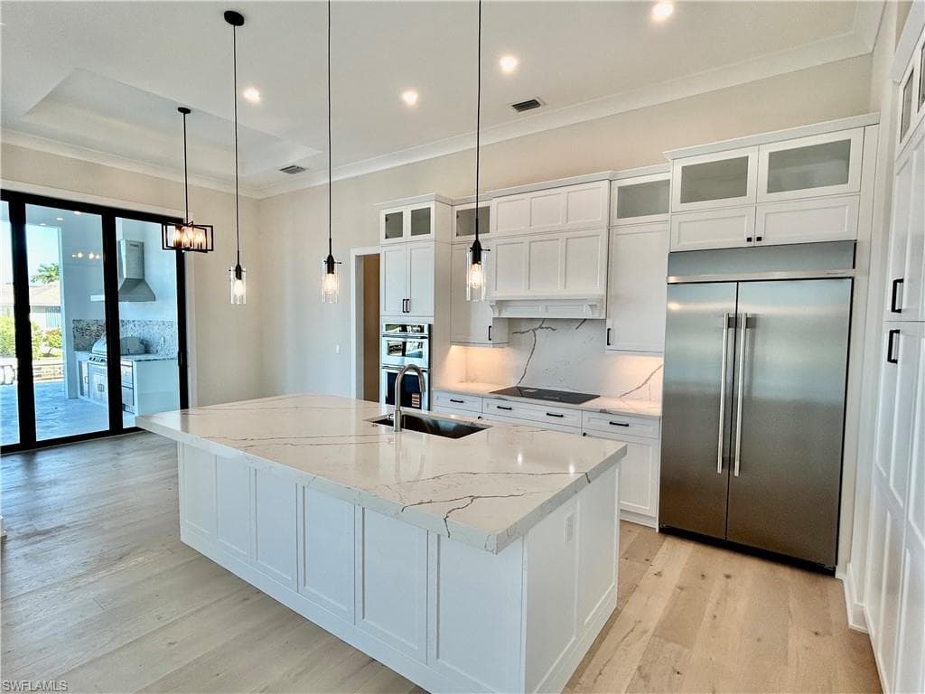 1818 Menorca Ct, Marco Island, FL 34145-6