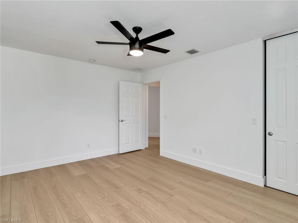 8205 Xenia Ln, Naples, FL 34114-20