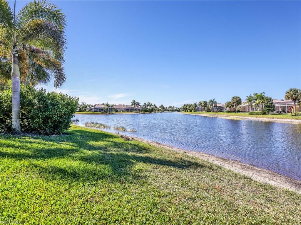 8205 Xenia Ln, Naples, FL 34114-28