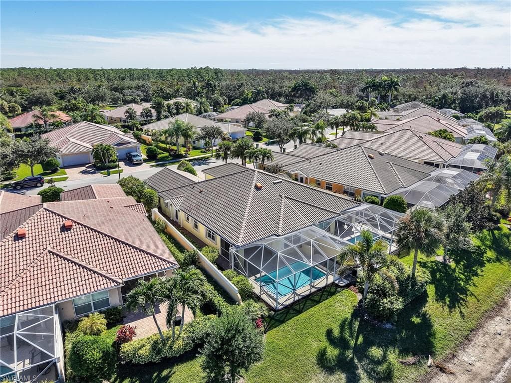 8205 Xenia Ln, Naples, FL 34114-37