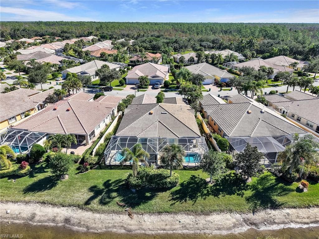 8205 Xenia Ln, Naples, FL 34114-38