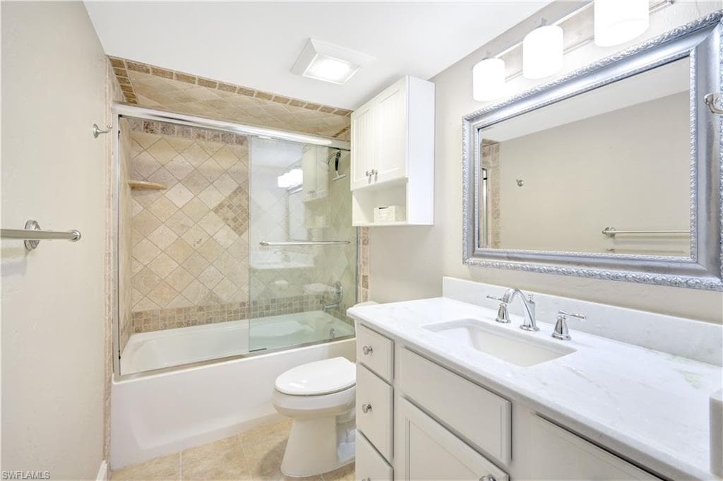 1549 Sandpiper St 42, Naples, FL 34102-11