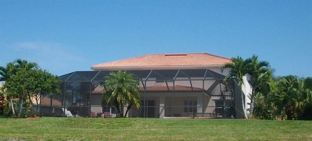 2239 Grove Dr, Naples, FL 34120-4