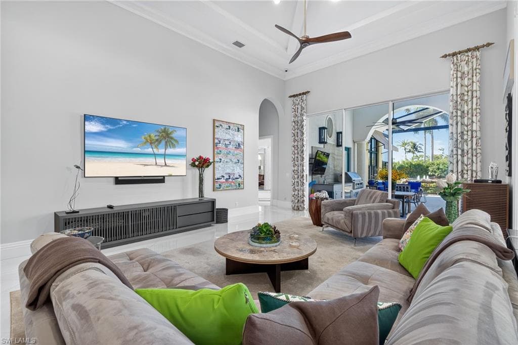 2757 Medallist Ln, Naples, FL 34109-13