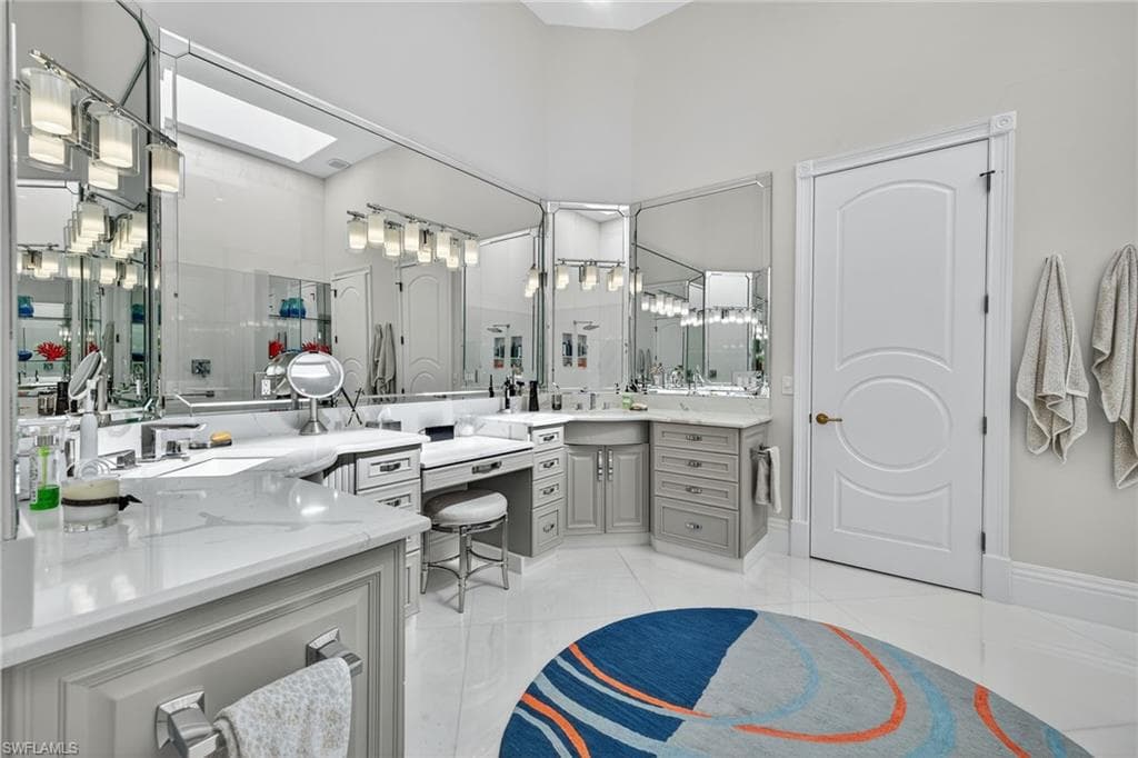 2757 Medallist Ln, Naples, FL 34109-24