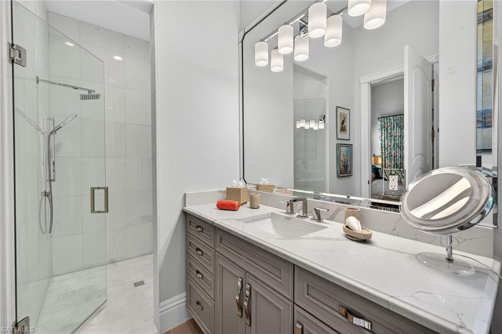 2757 Medallist Ln, Naples, FL 34109-30