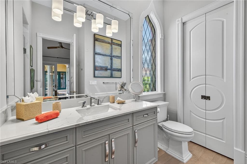 2757 Medallist Ln, Naples, FL 34109-31