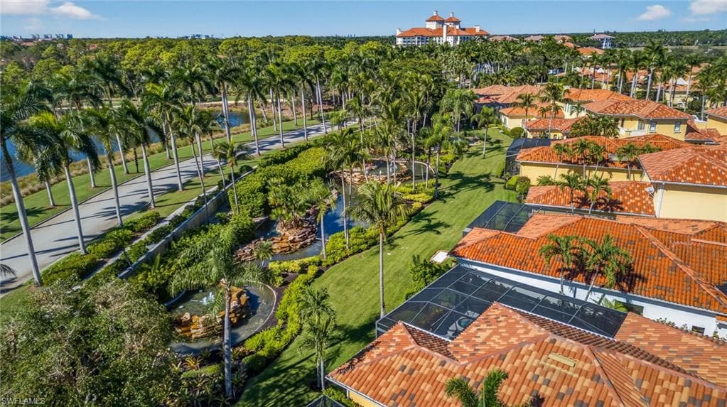 2757 Medallist Ln, Naples, FL 34109-41