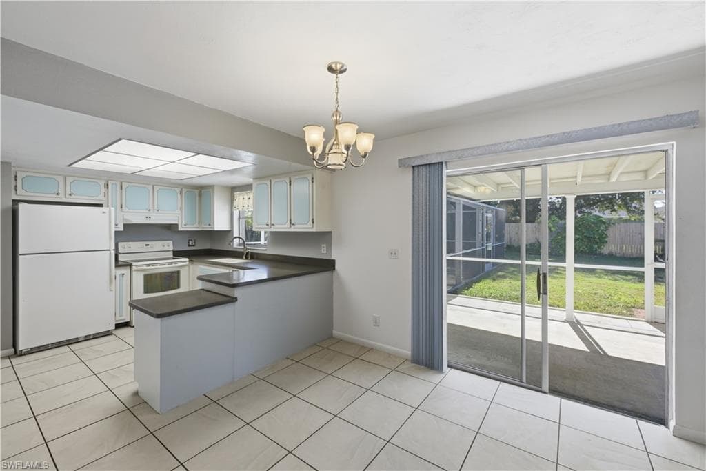 1206 16th St, Cape Coral, FL 33990-8