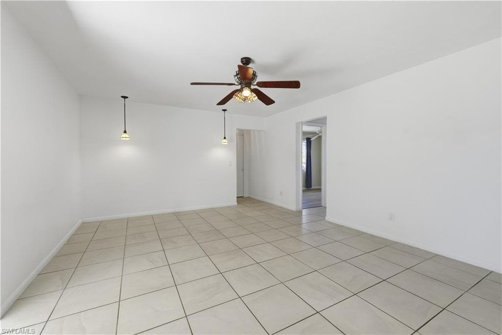 1206 16th St, Cape Coral, FL 33990-12