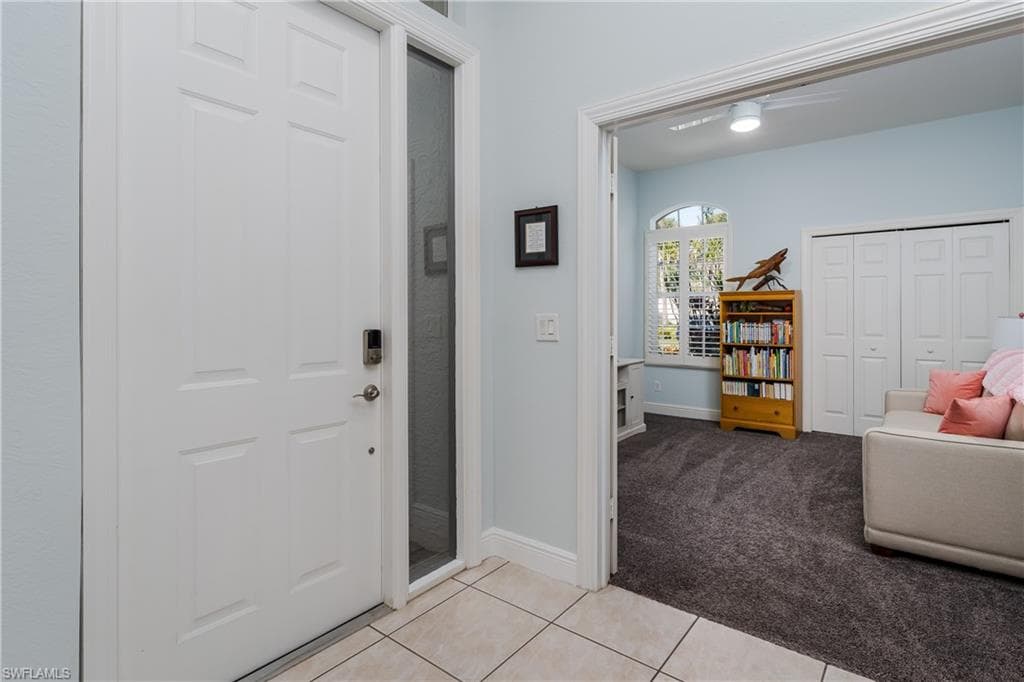 817 Vistana Cir, Naples, FL 34119-29