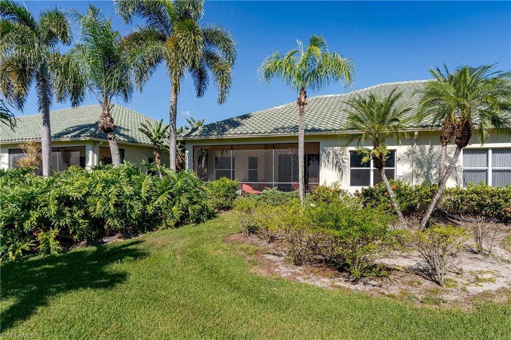 817 Vistana Cir, Naples, FL 34119-7