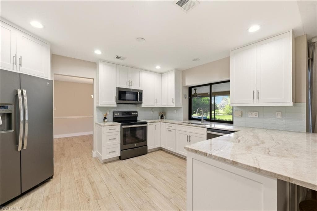 9151 Autumn Haze Dr, Naples, FL 34109-10