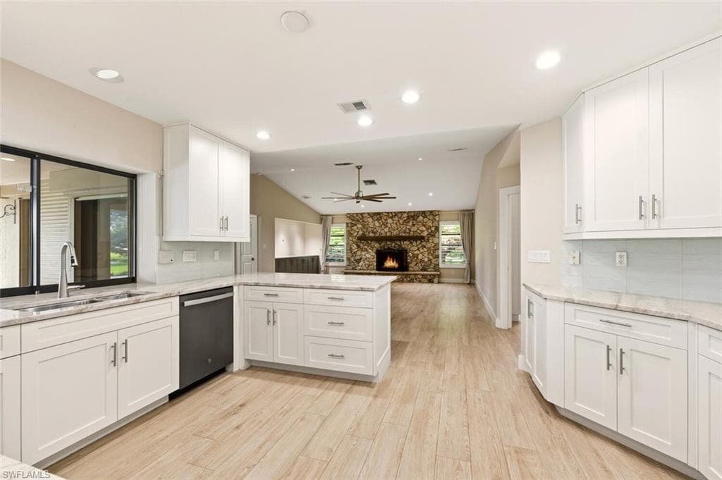 9151 Autumn Haze Dr, Naples, FL 34109-13