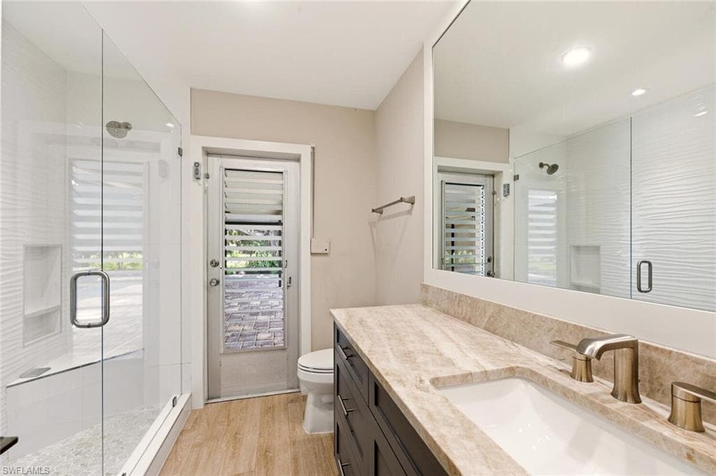 9151 Autumn Haze Dr, Naples, FL 34109-27