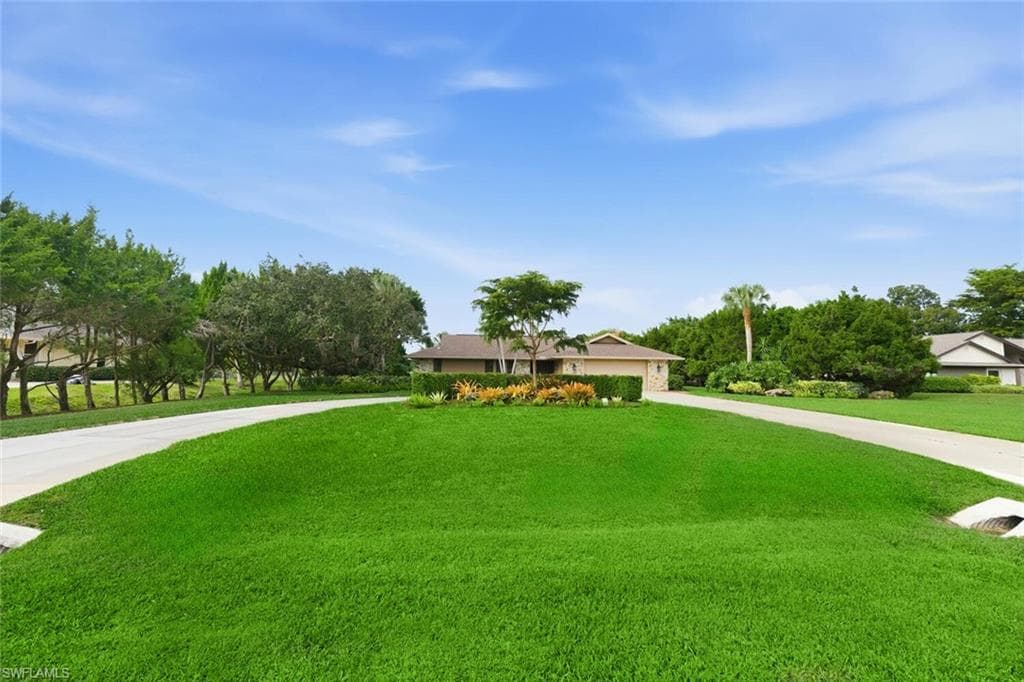 9151 Autumn Haze Dr, Naples, FL 34109-4