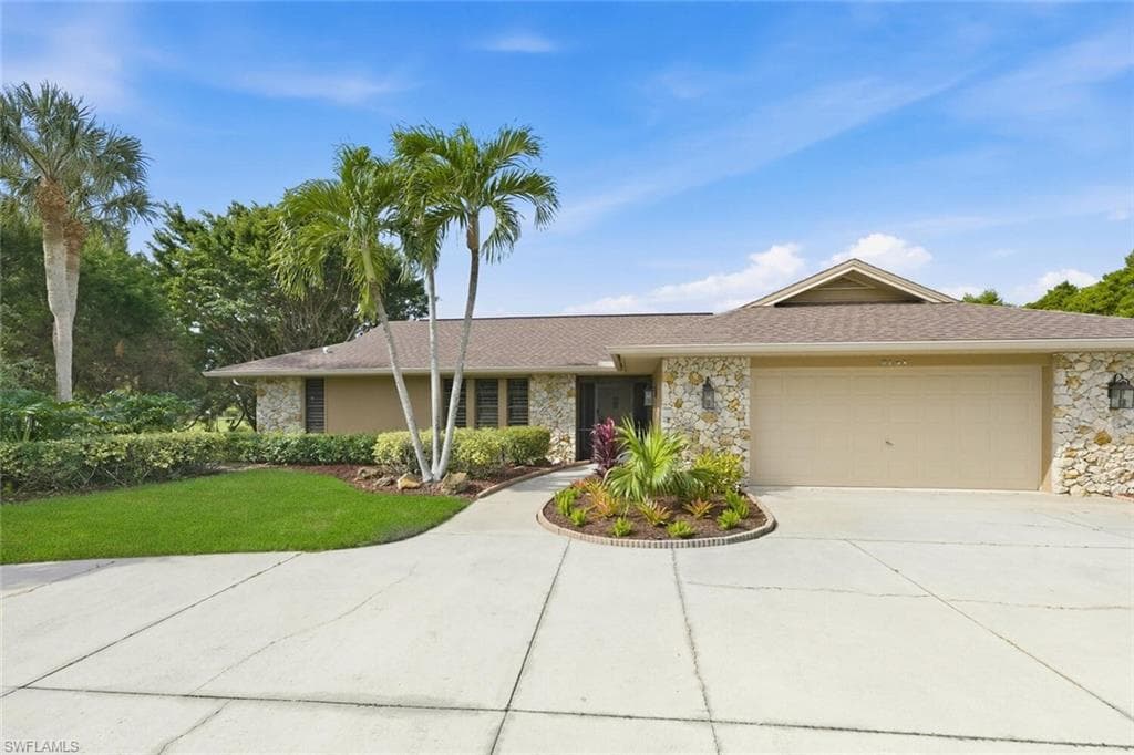 9151 Autumn Haze Dr, Naples, FL 34109-5