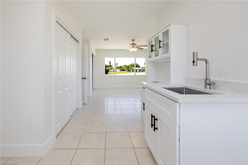 204 Alabama Ct, Lehigh Acres, FL 33936-10