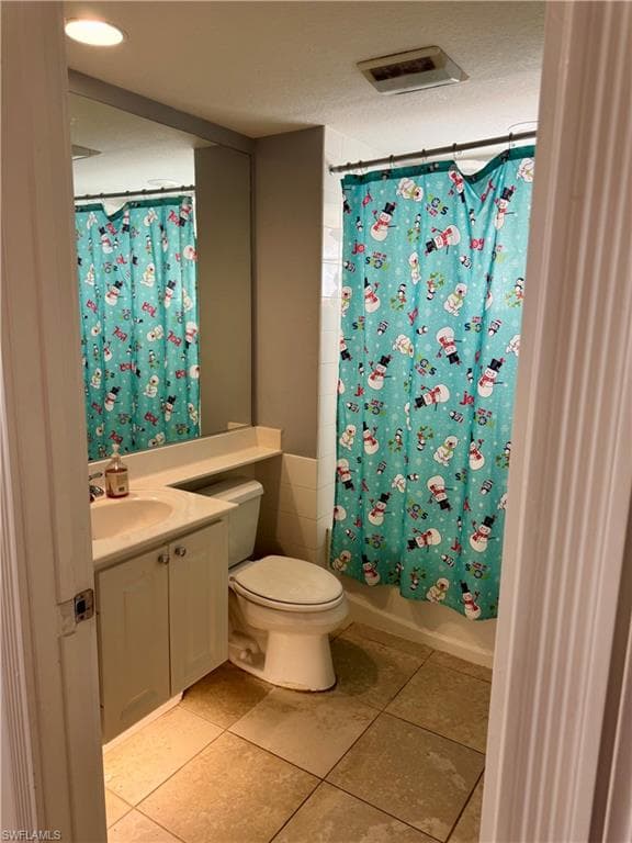 28203 Jeneva Way, Bonita Springs, FL 34135-12