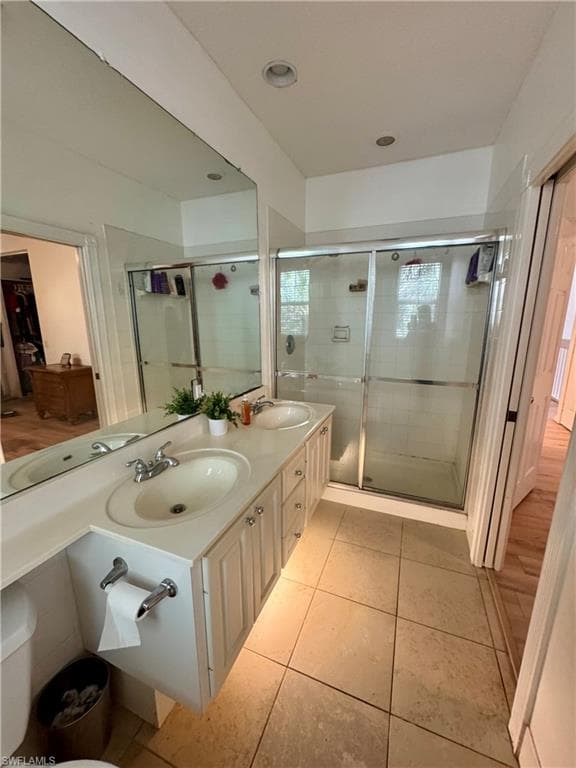 28203 Jeneva Way, Bonita Springs, FL 34135-17