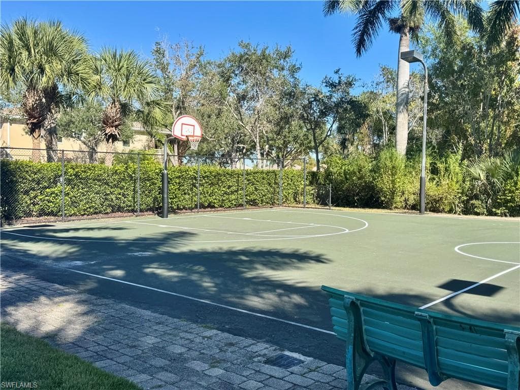 28203 Jeneva Way, Bonita Springs, FL 34135-34