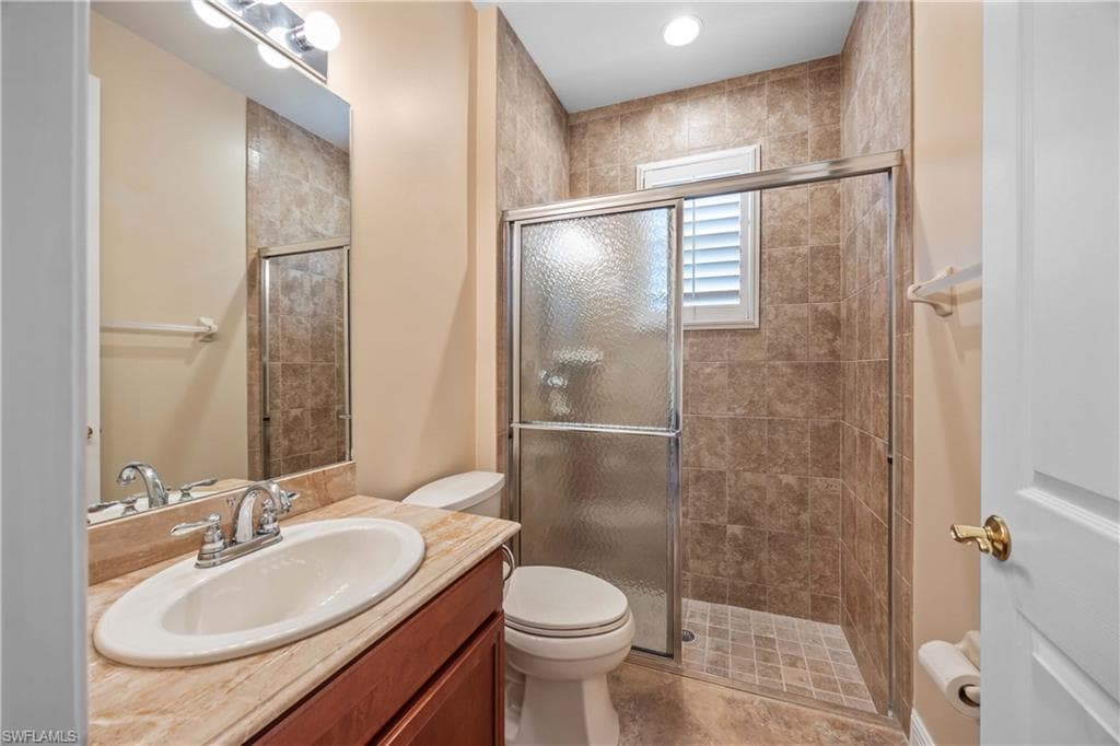 19772 Maddelena Cir, Estero, FL 33967-21