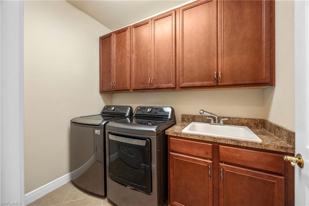 19772 Maddelena Cir, Estero, FL 33967-32