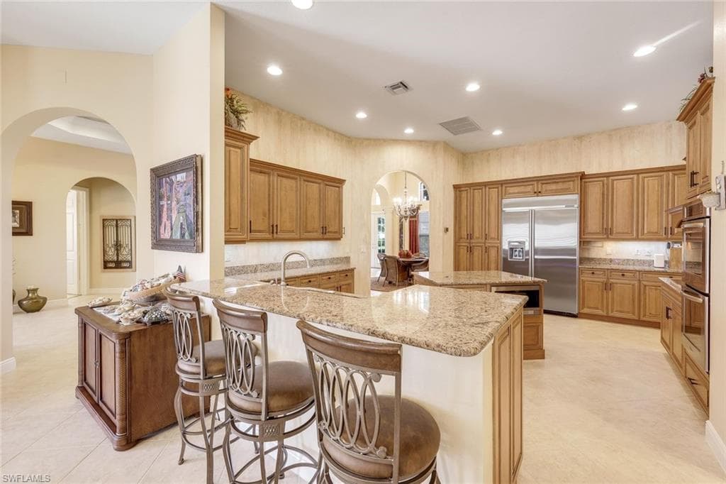 10168 Avonleigh Dr, Bonita Springs, FL 34135-13