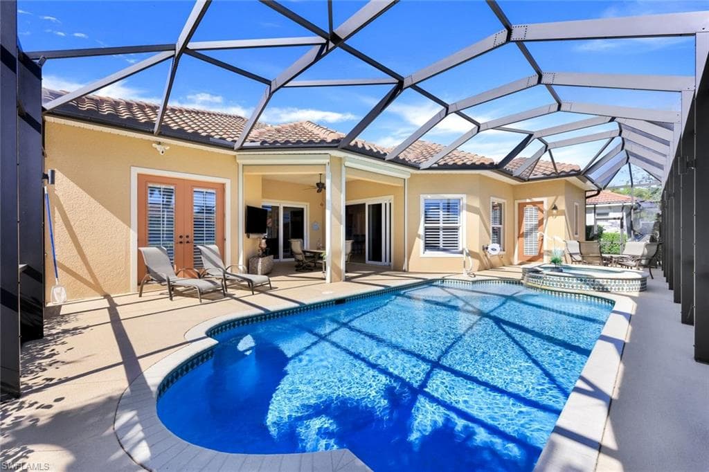 10168 Avonleigh Dr, Bonita Springs, FL 34135-29