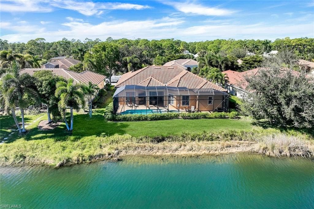 10168 Avonleigh Dr, Bonita Springs, FL 34135-45