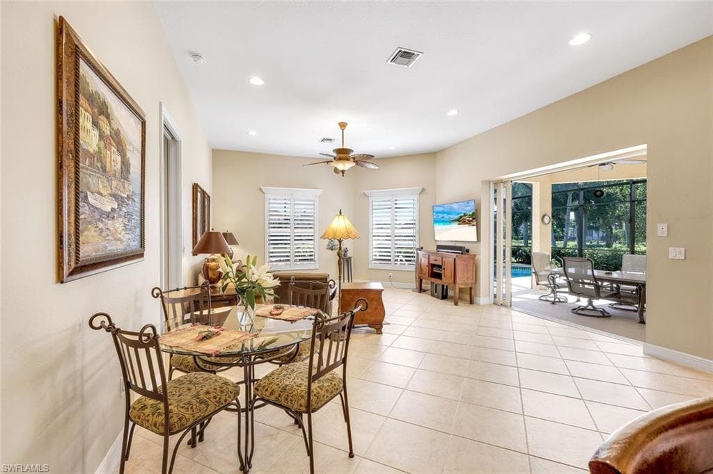 10168 Avonleigh Dr, Bonita Springs, FL 34135-7