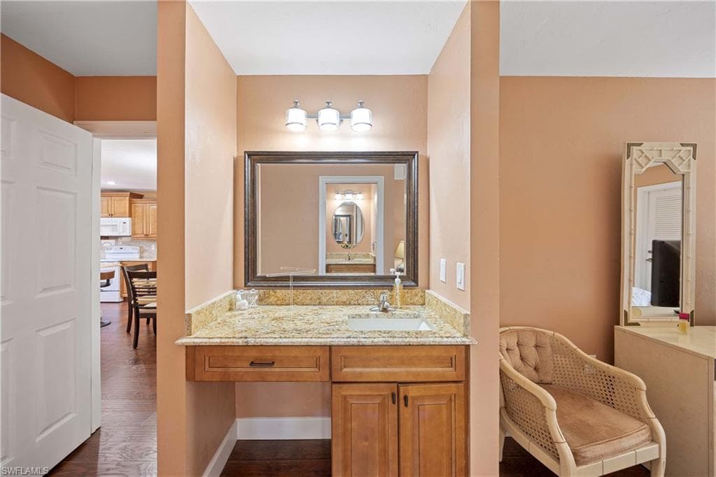 4250 Steamboat Bend 203, Fort Myers, FL 33919-14