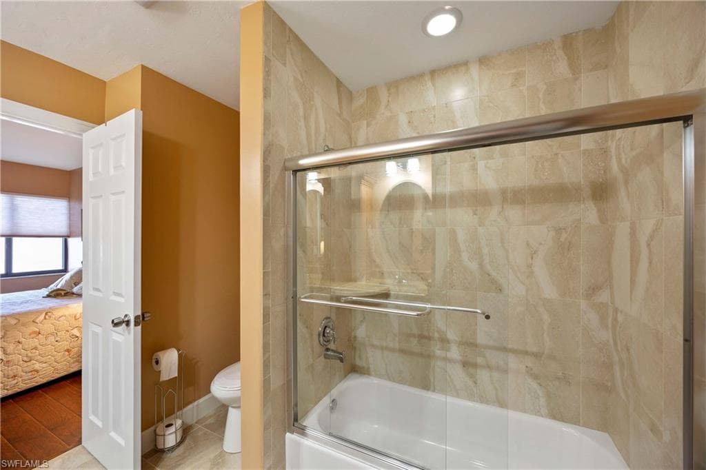 4250 Steamboat Bend 203, Fort Myers, FL 33919-18